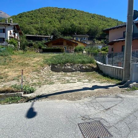 Appartamento Grenier Du Coeur Aosta Esterno foto