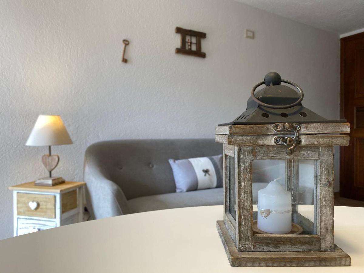 Appartamento Grenier Du Coeur Aosta Esterno foto