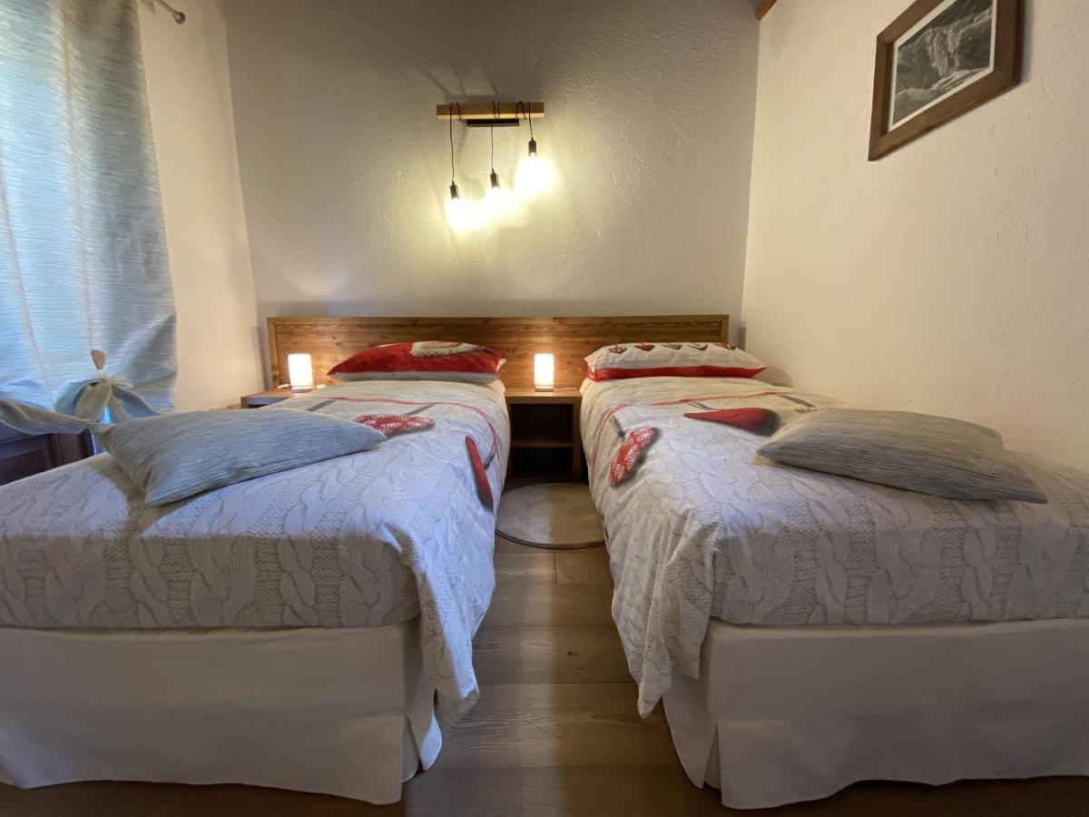 Appartamento Grenier Du Coeur Aosta Esterno foto